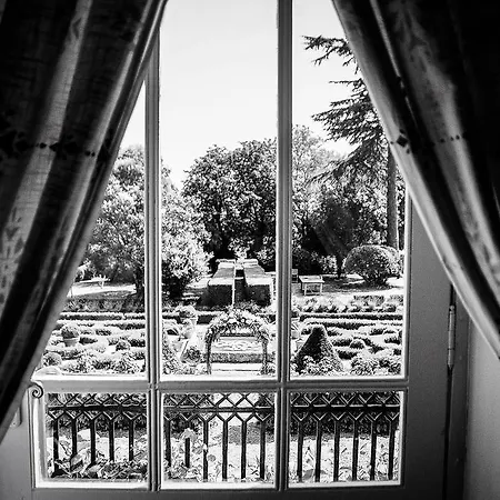 Le Manoir De Juillereau 迪拉斯